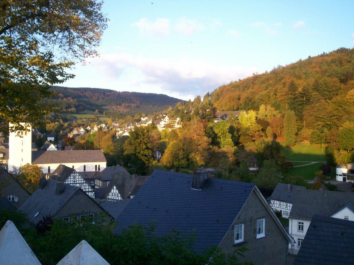 Hotel Zur Fredeburg Schmallenberg Zewnętrze zdjęcie